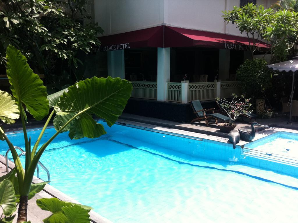 Hotel Indah Palace Γιογκιακάρτα Εξωτερικό φωτογραφία