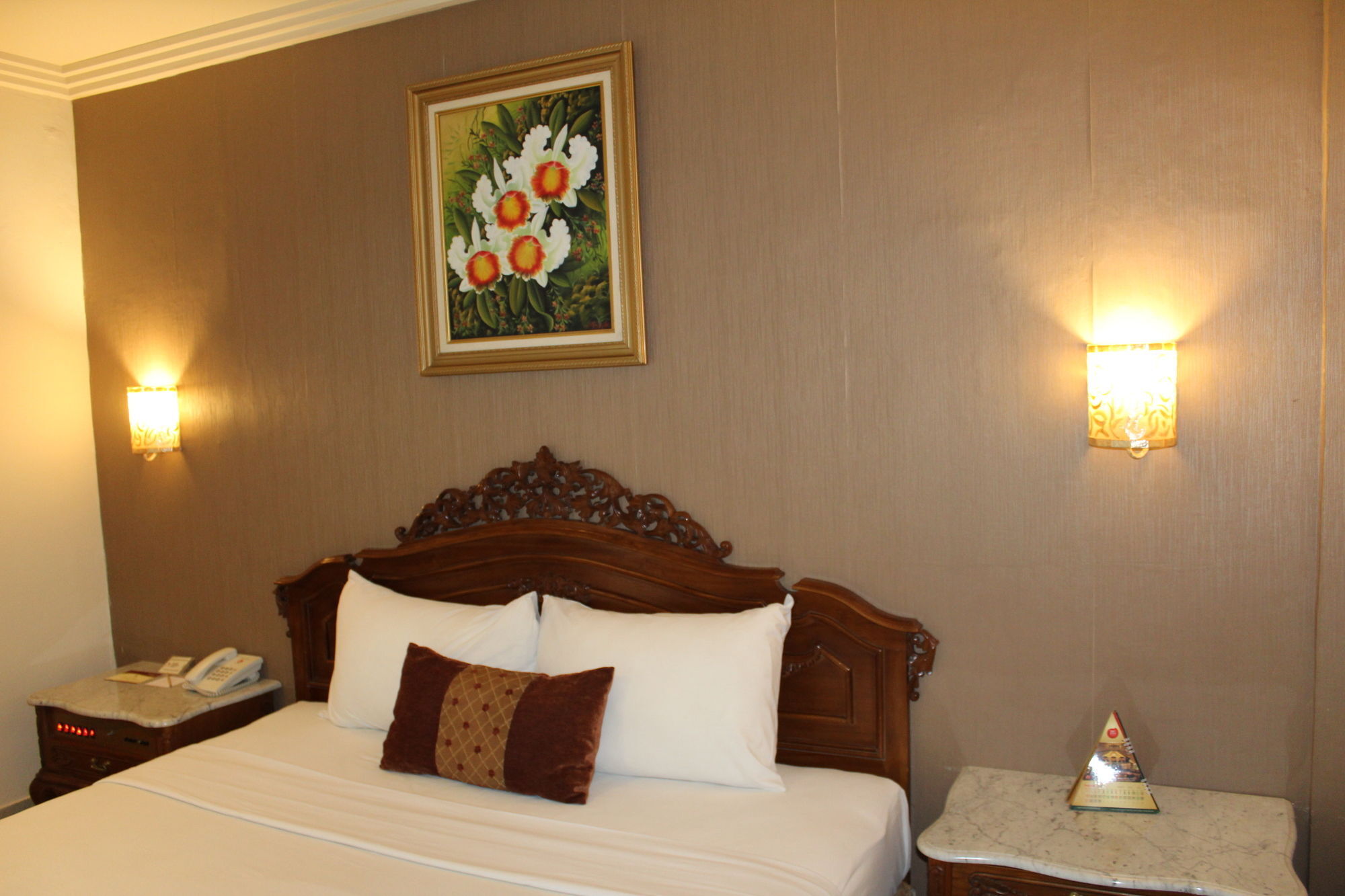 Hotel Indah Palace Γιογκιακάρτα Εξωτερικό φωτογραφία